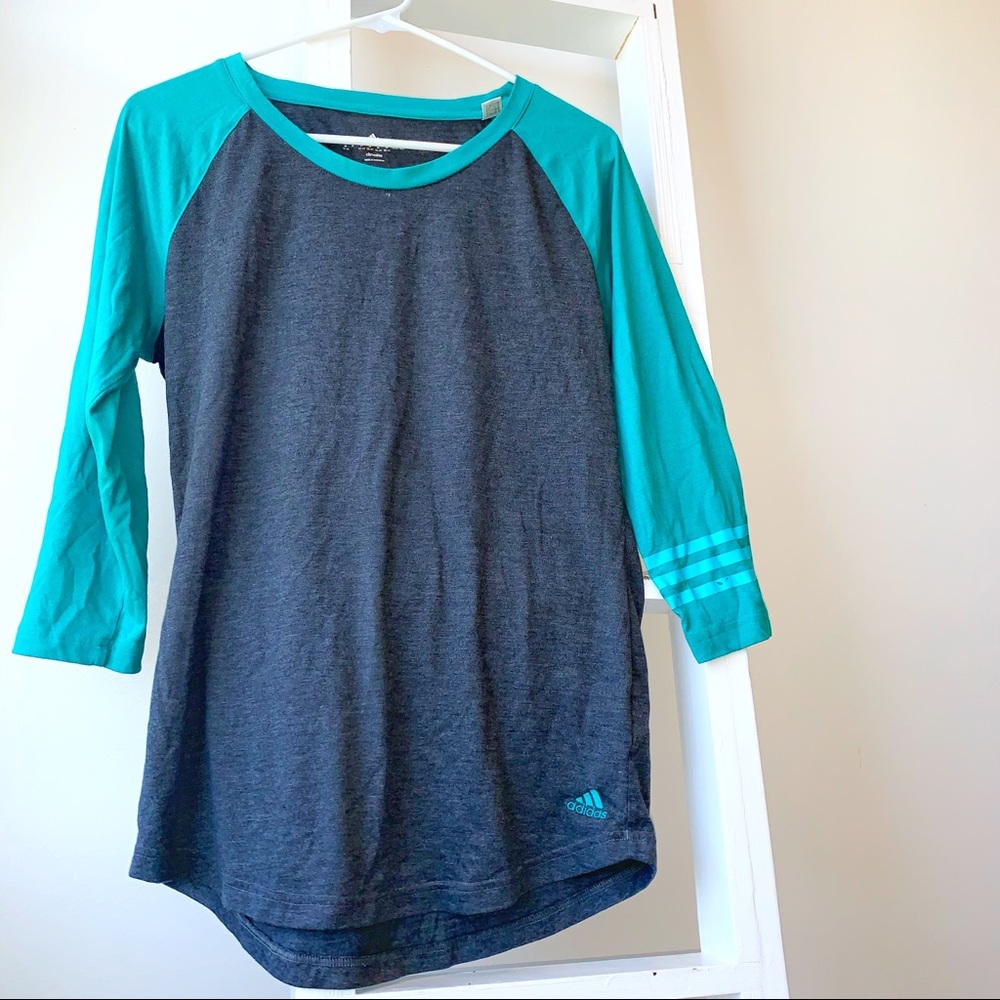 Adidas 3/4 sleeve Top!